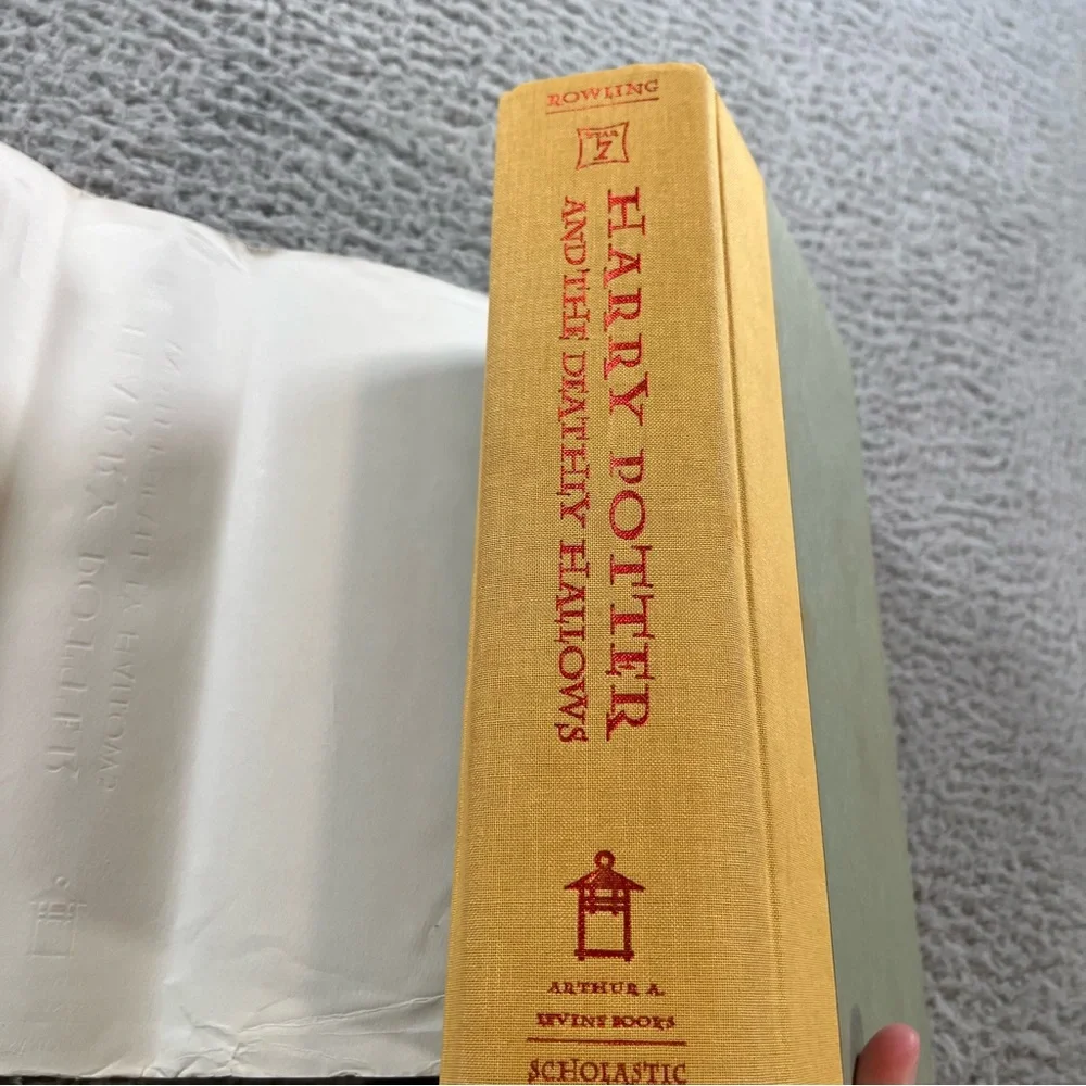 Harry Potter and the Deathly‎ Hallows Book